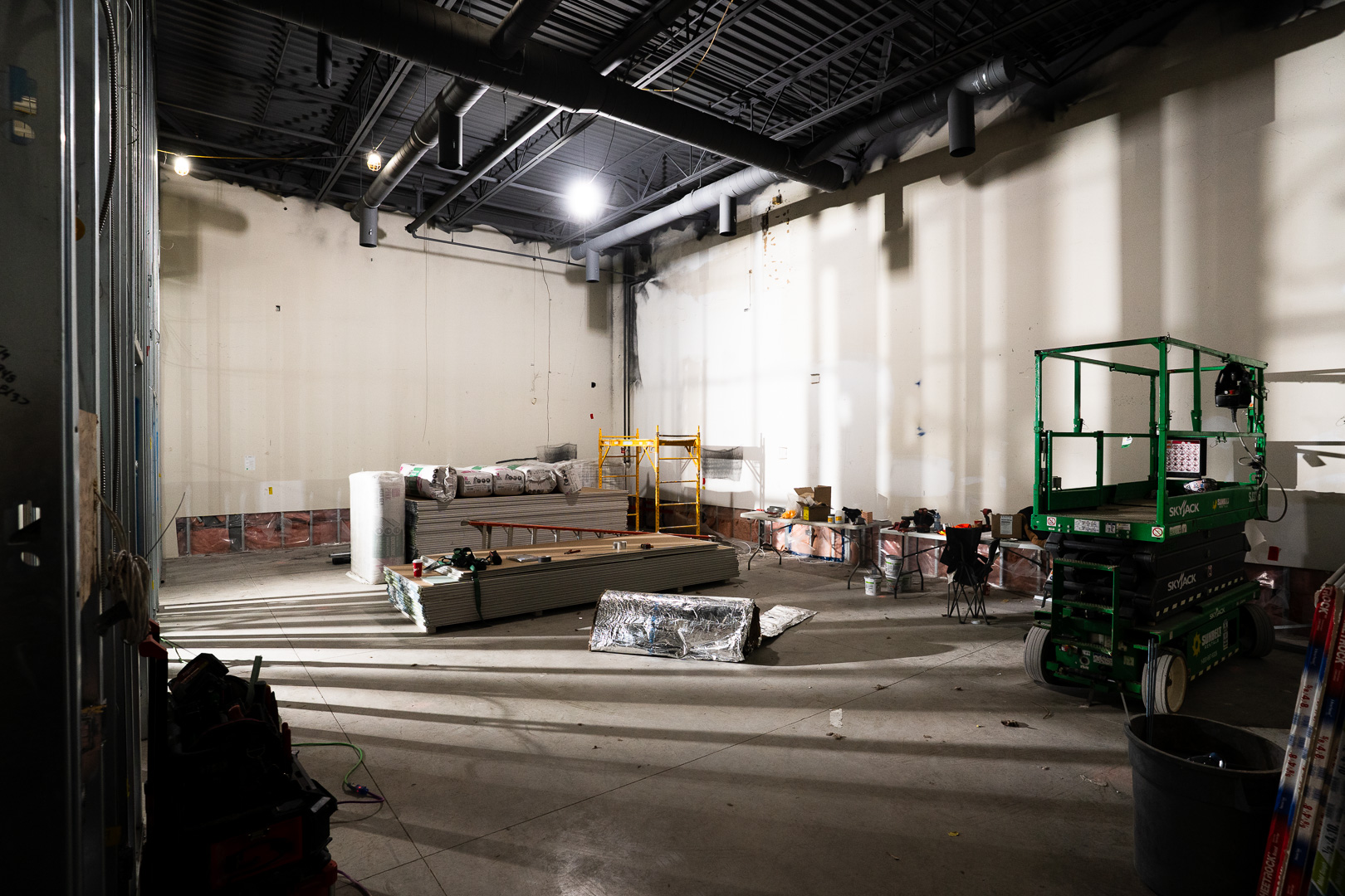 Industrial & Warehouse